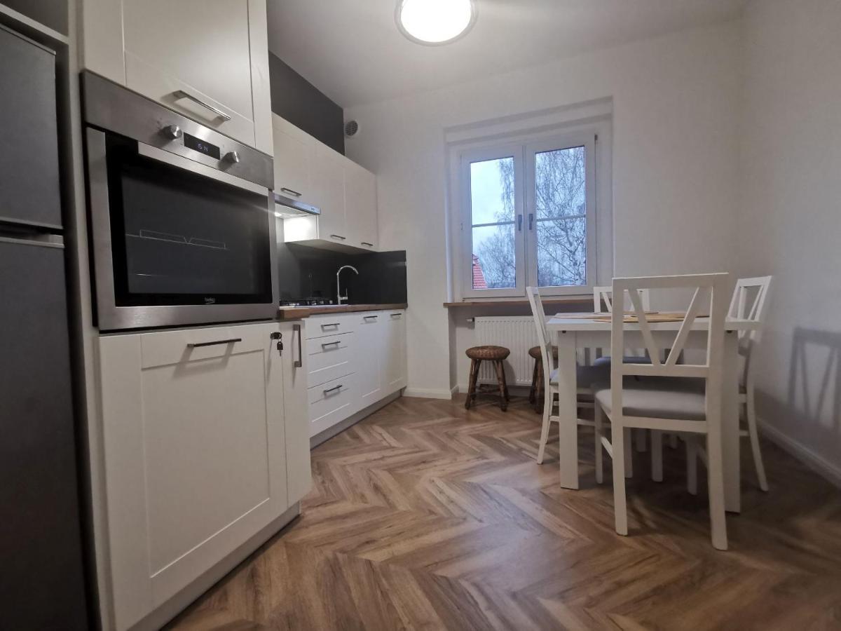 Apartament Black&White 耶莱尼亚古拉 外观 照片